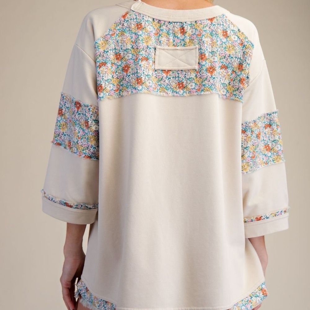 NEW EASEL Floral PATCH SOFT WASHED TERRY KNIT TOP BOXY PATCHWORK ECRU RELAXED - Picture 2 of 8